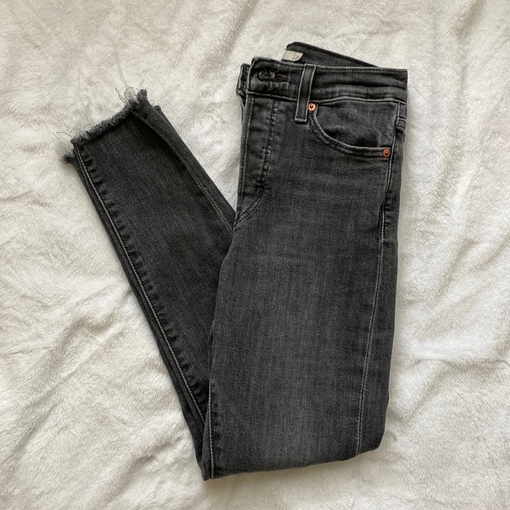 Levi jeans